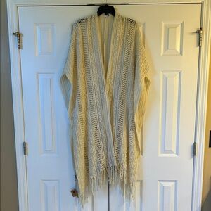 Chic Cream Women's Knit Poncho